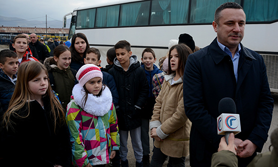 Osnovci iz centralnog Kosmeta